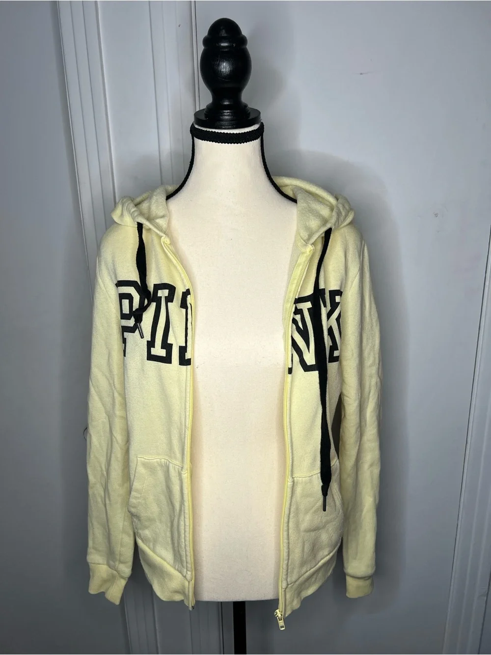 Vintage Victoria’s Secret PINK zipup hoodie - Picture 3 of 6